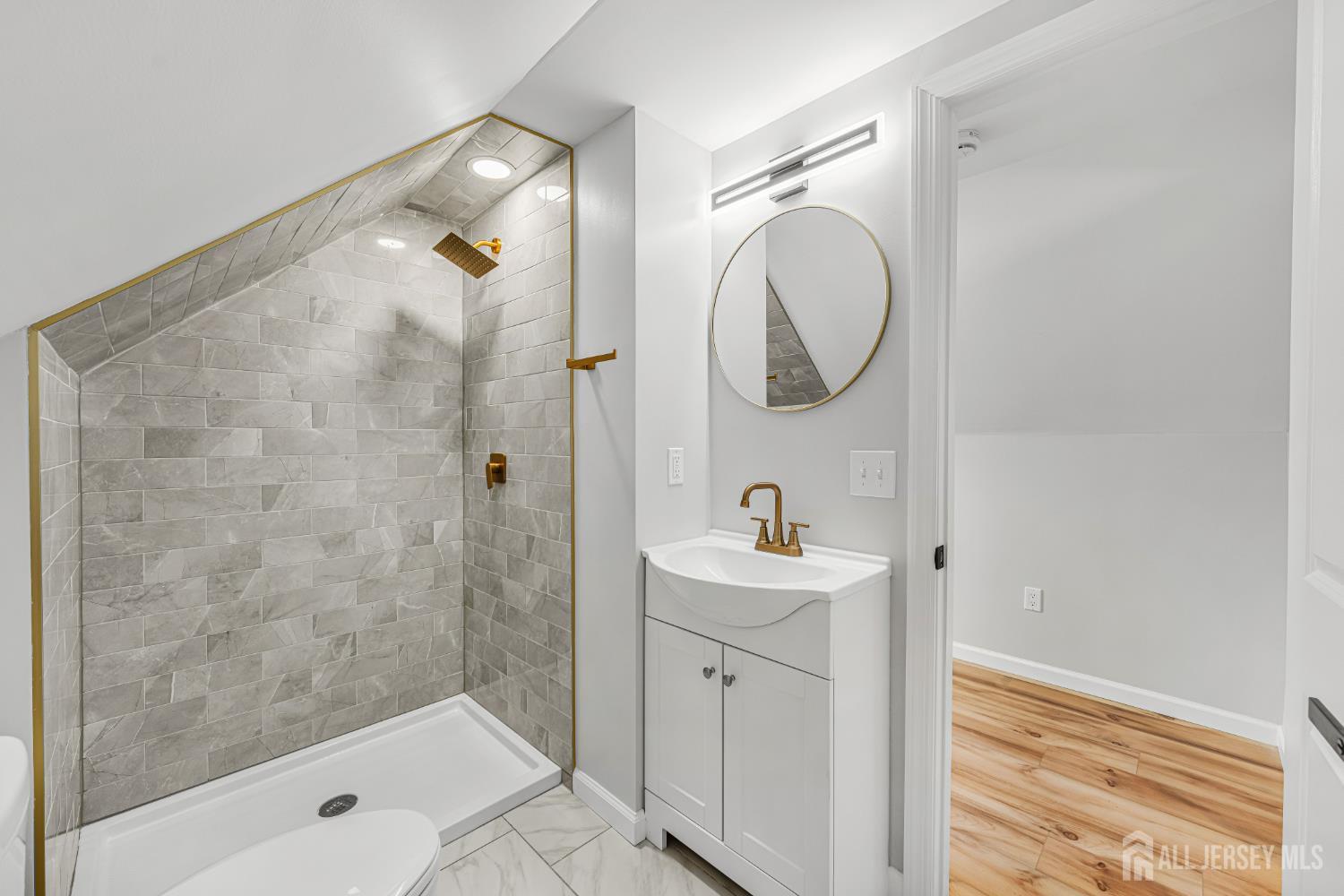 234 Old Road Sewaren, NJ 07077 - Photo 27 of 40