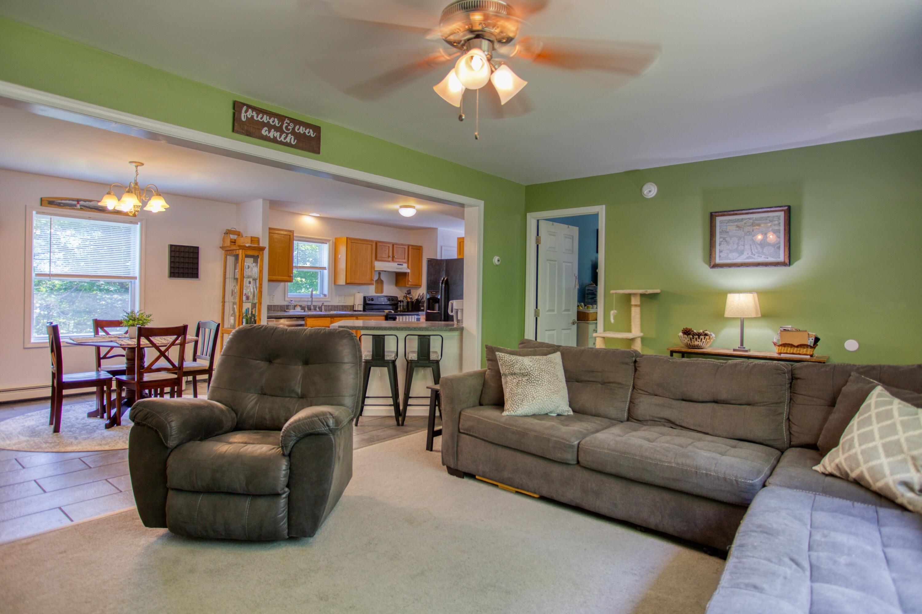 5 Dow Road Wiscasset, ME 04578 - Photo 16 of 30 Living Room