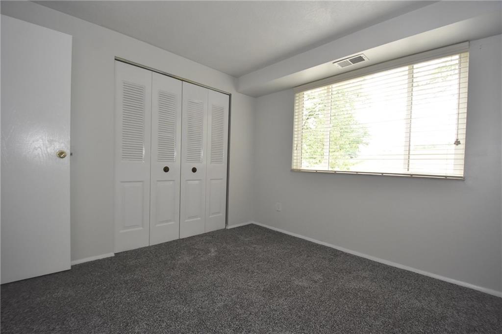 2467 Brook Ledge Road, Unit 21B Bridgeville, PA 15017 - Photo 11 of 17 Gallery Image 11