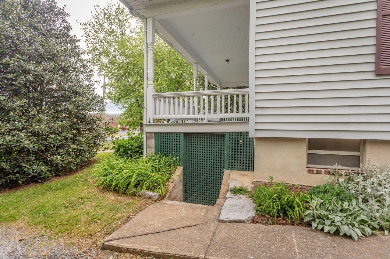 107 Timber Way Broadway, VA 22815 - Photo 48 of 73 a view of a house with a yard and plants