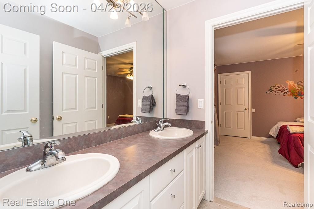 1865 Crestline Street Rochester Hills, MI 48307 - Photo 40 of 59 Gallery Image 40