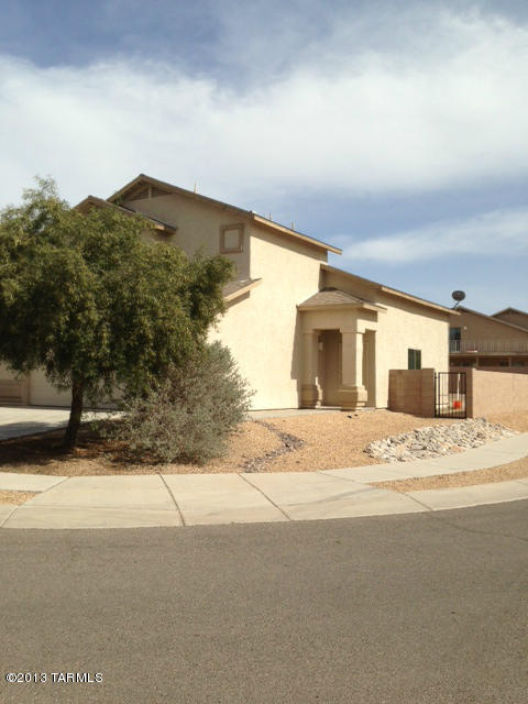 2487 West Rau River Road Tucson, AZ 85705 - Photo 2 of 11