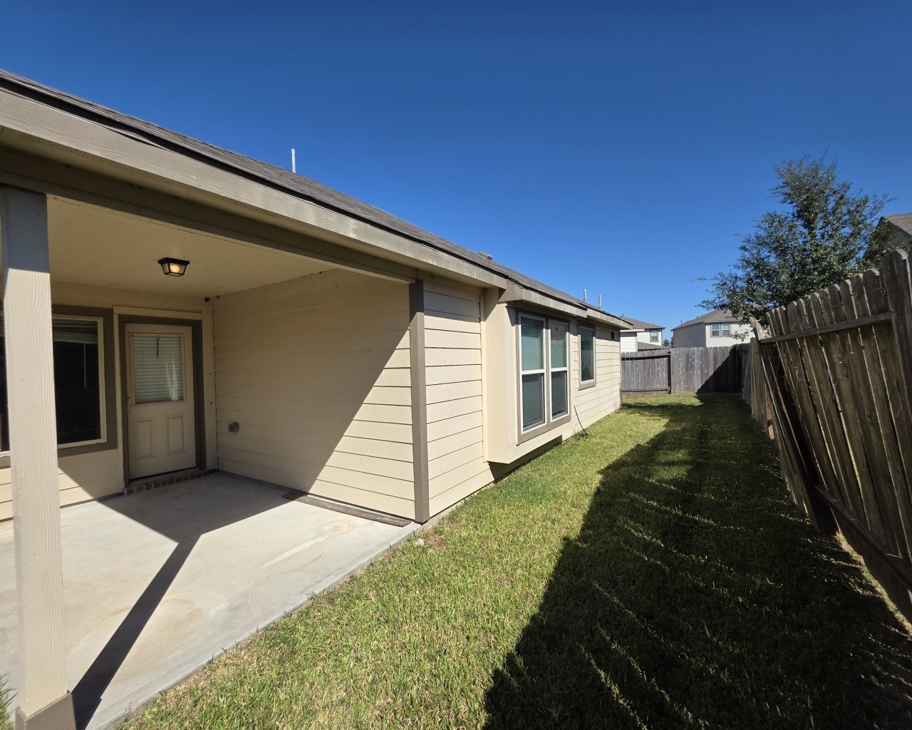6807 Bardsdale Court Rosharon, TX 77583 - Photo 16 of 20