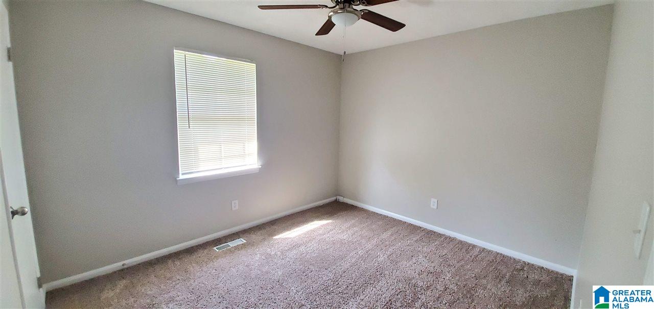 549 Overhill Road Pelham, AL 35124 - Photo 10 of 20