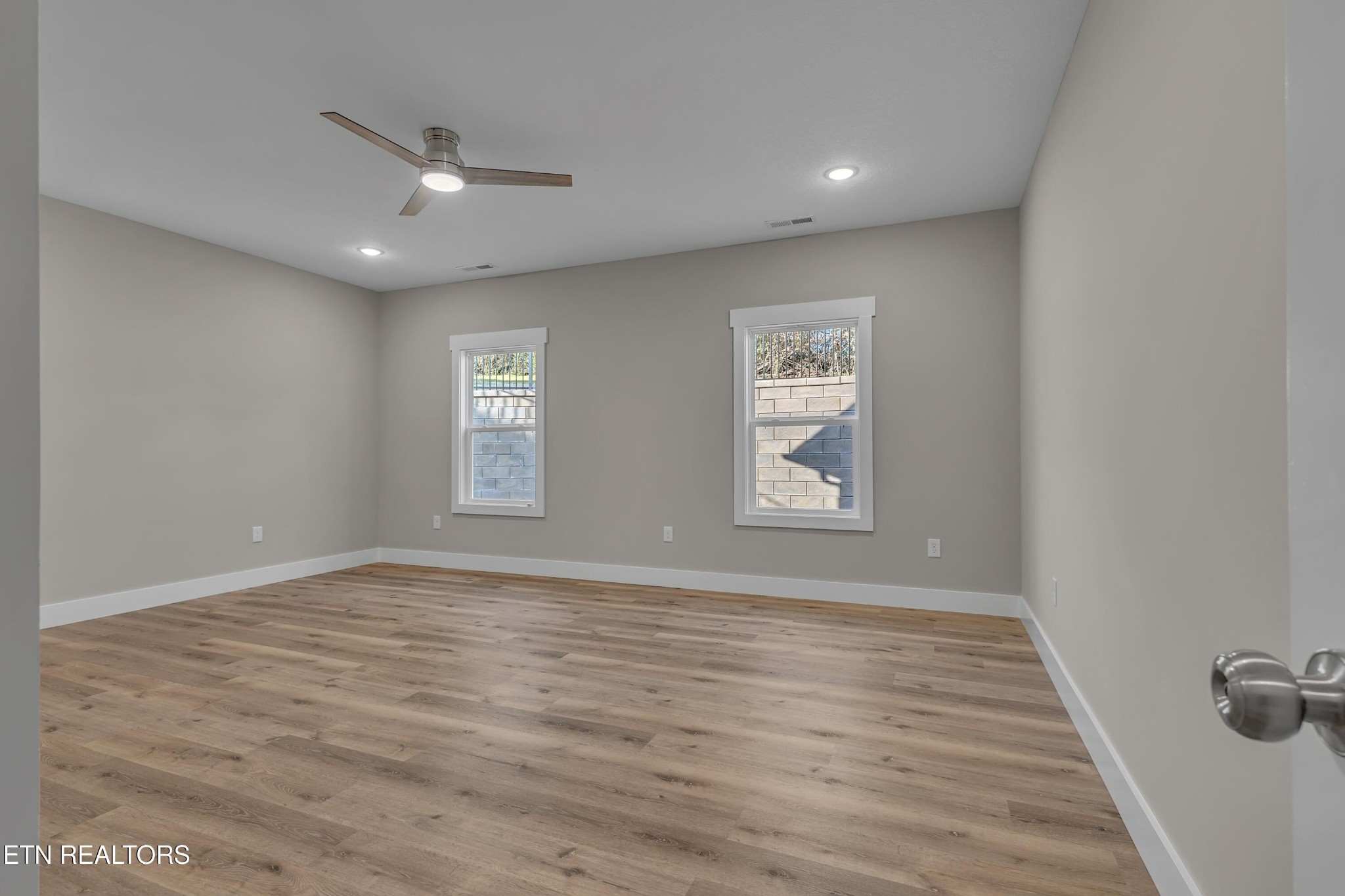 1352 Rippling Waters Circle Sevierville, TN 37876 - Photo 14 of 28 Gallery Image 14