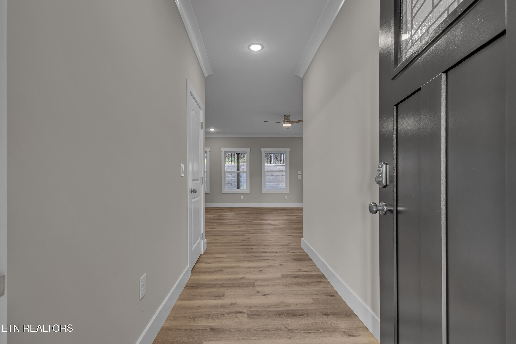1352 Rippling Waters Circle Sevierville, TN 37876 - Photo 3 of 28 Gallery Image 3