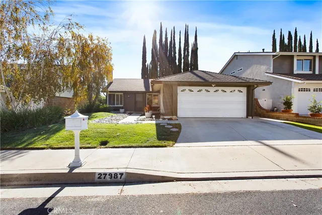 $750,000 | 27987 Caraway Lane, Saugus, CA 91350