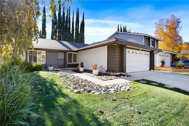 $750,000 | 27987 Caraway Lane, Saugus, CA 91350
