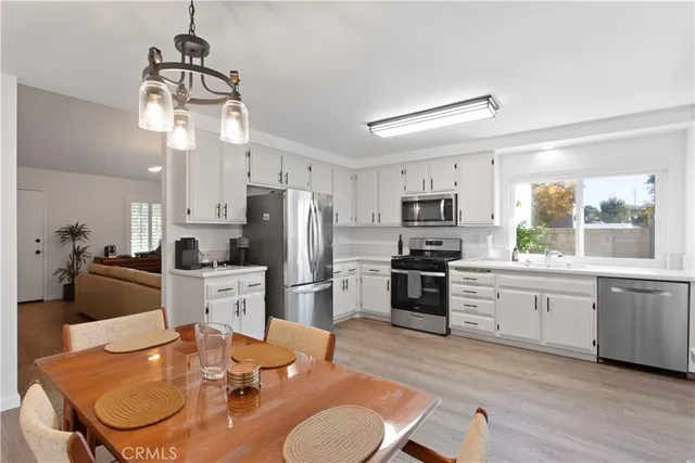 $750,000 | 27987 Caraway Lane, Saugus, CA 91350