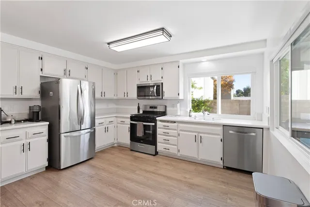 $750,000 | 27987 Caraway Lane, Saugus, CA 91350