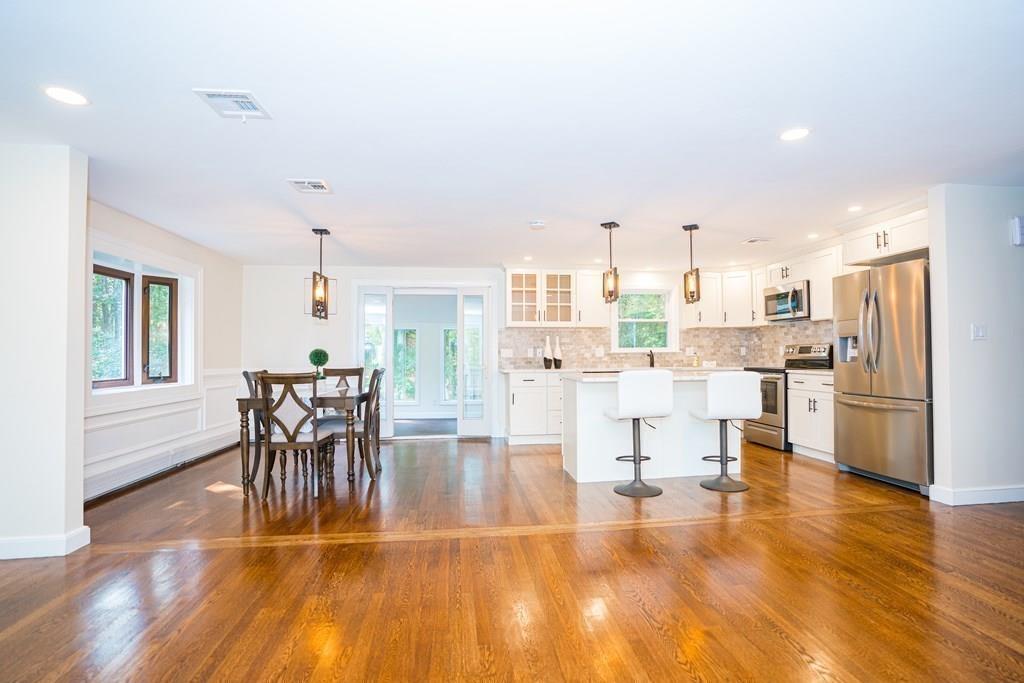 369 Pemberton Street Walpole, MA 02081 - Photo 3 of 31 Gallery Image 3