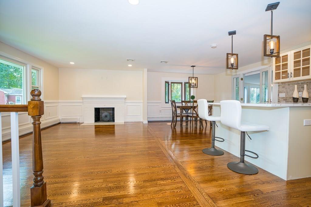 369 Pemberton Street Walpole, MA 02081 - Photo 10 of 31 Gallery Image 10