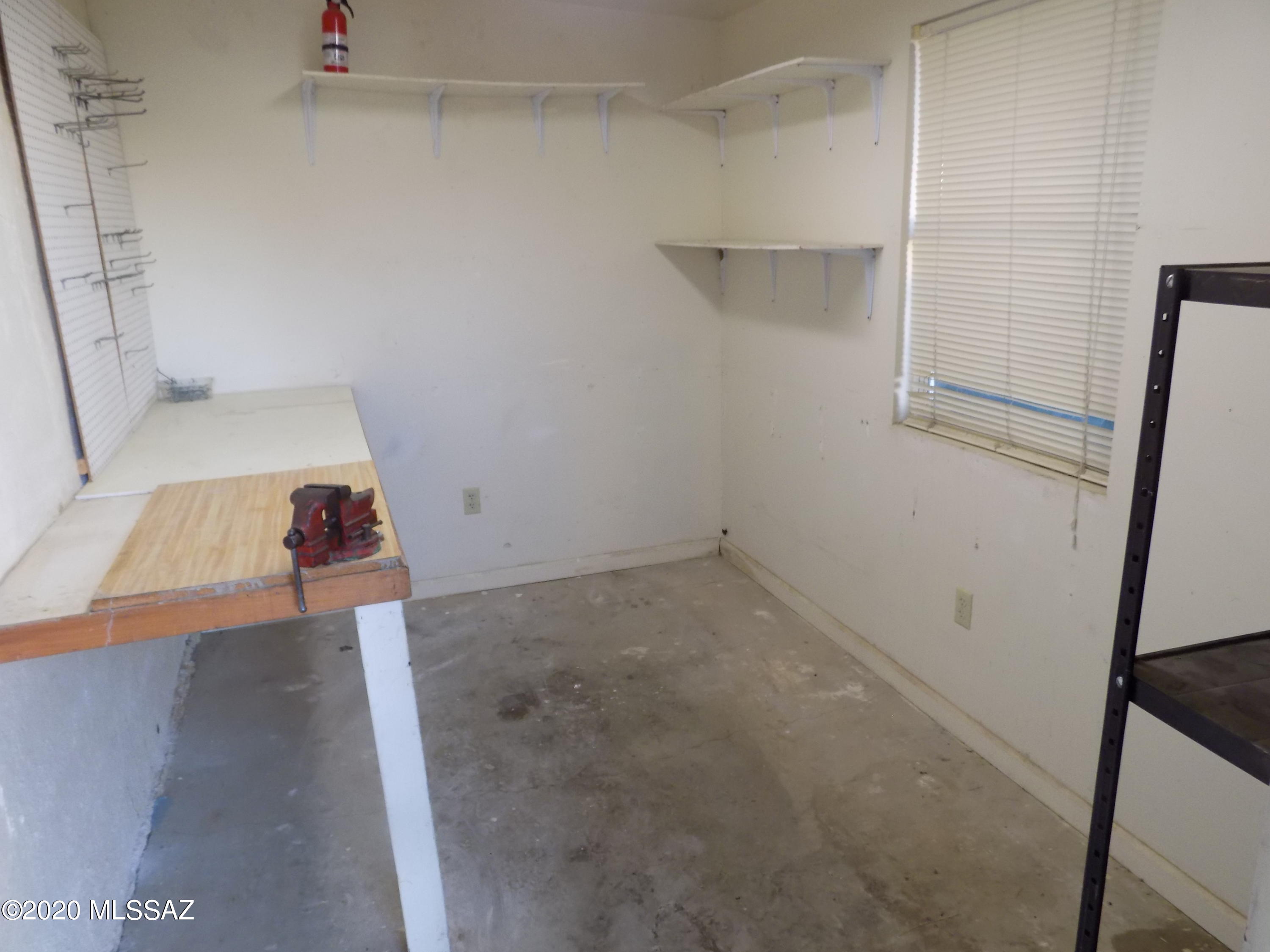219 East King Road Tucson, AZ 85705 - Photo 24 of 27