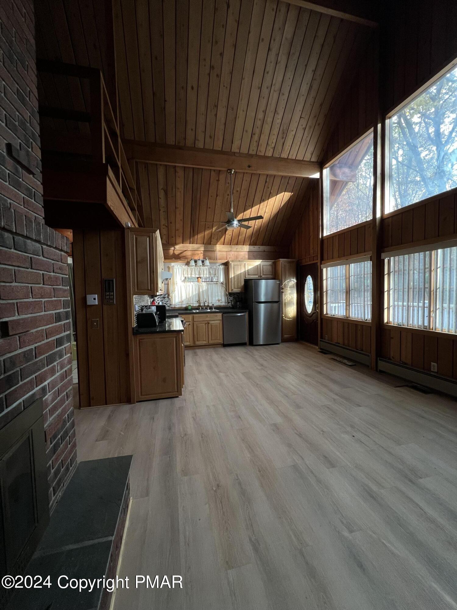 251 Brier Crest Road Blakeslee, PA 18610 - Photo 2 of 11 IMG_6772