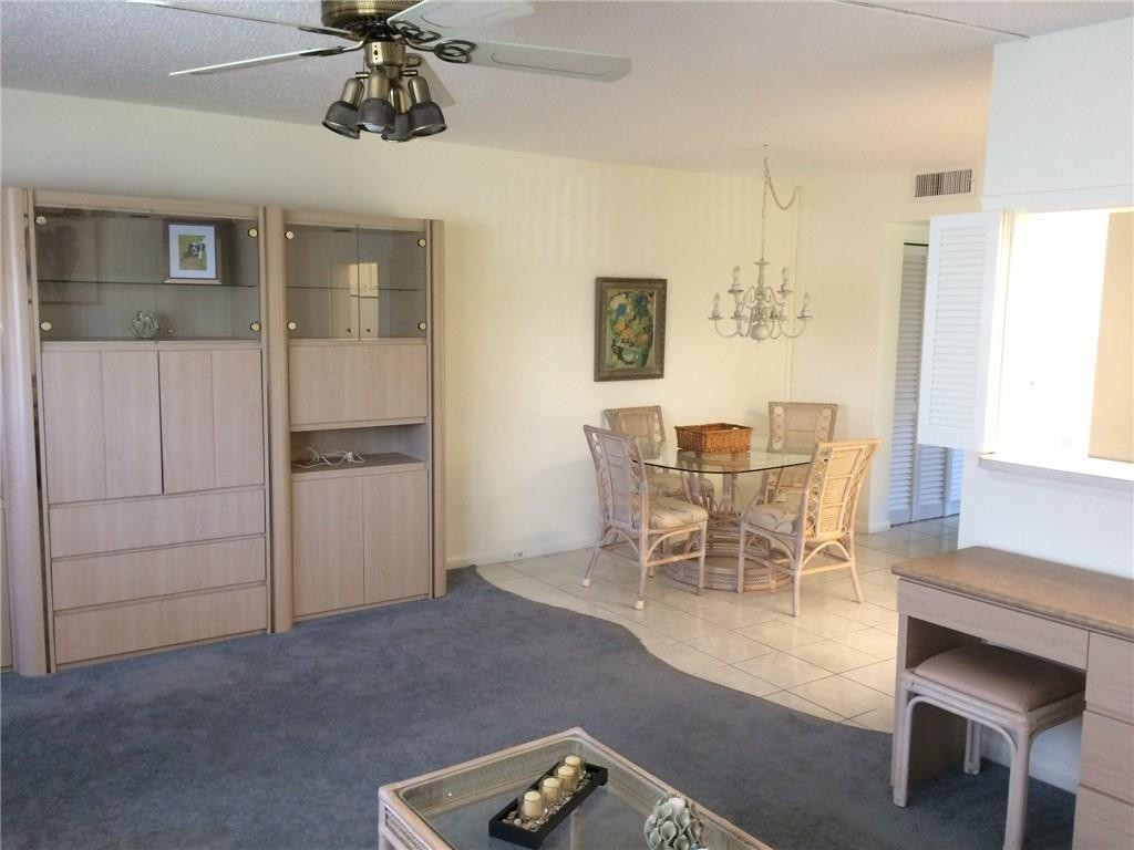 278 Mansfield H, Unit G Boca Raton, FL 33434 - Photo 3 of 18 Photo 3
