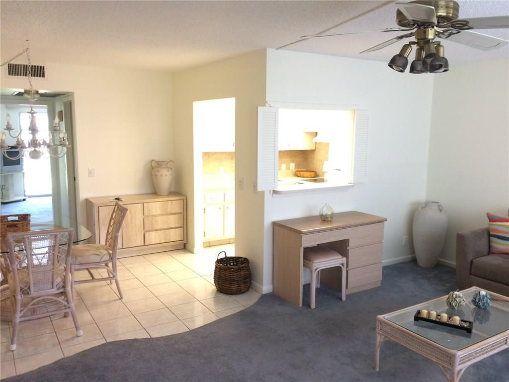 278 Mansfield H, Unit G Boca Raton, FL 33434 - Photo 6 of 18 Photo 6