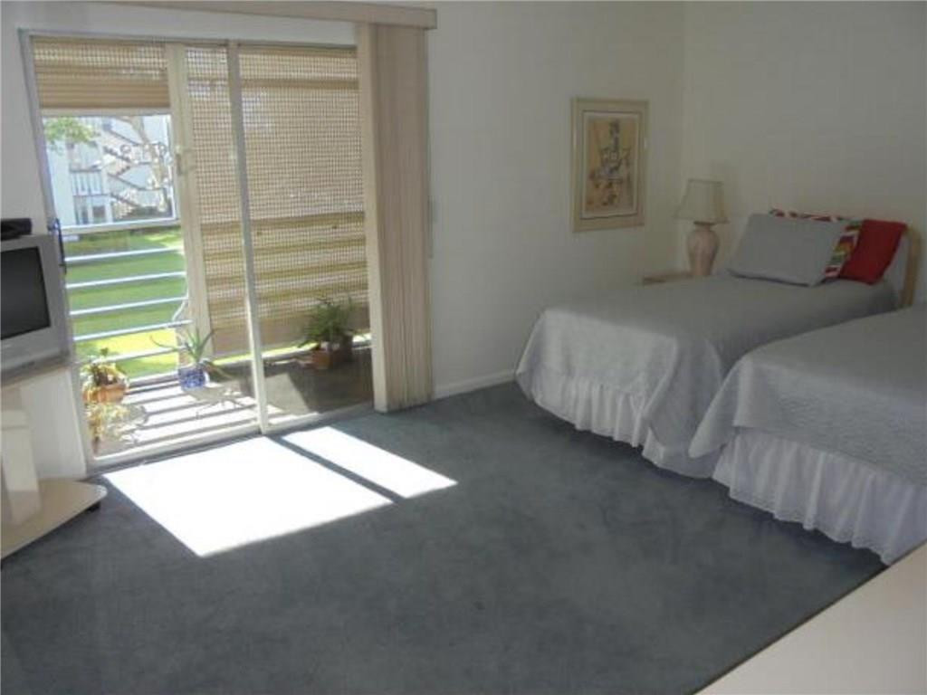 278 Mansfield H, Unit G Boca Raton, FL 33434 - Photo 8 of 18 Photo 8