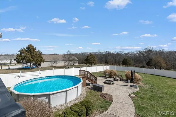 $600,000 | 304 Michael David Lane, Foristell, MO 63348