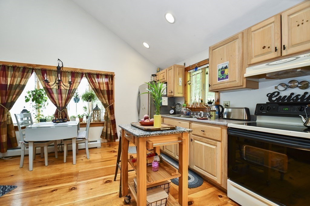 101 Warren Road Townsend, MA 01469 - Photo 15 of 30