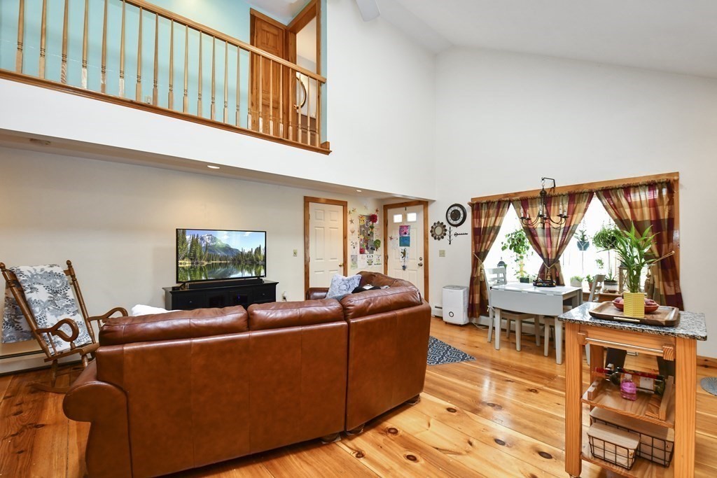 101 Warren Road Townsend, MA 01469 - Photo 17 of 30
