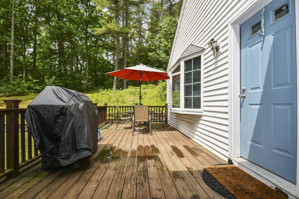 101 Warren Road Townsend, MA 01469 - Photo 26 of 30