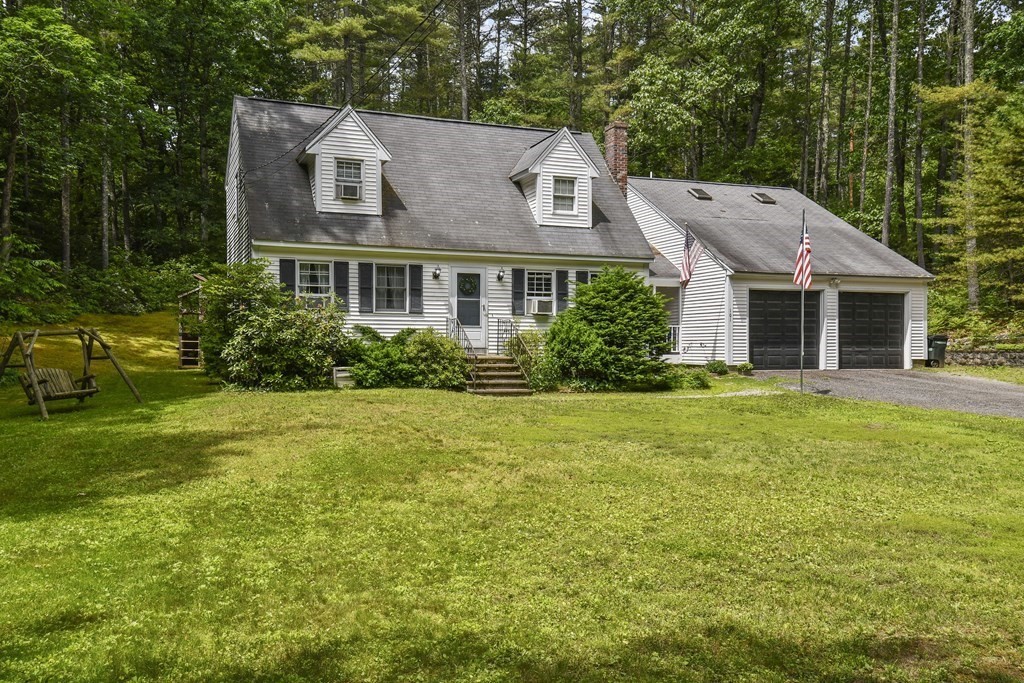 101 Warren Road Townsend, MA 01469 - Photo 3 of 30