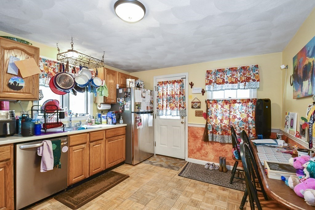 101 Warren Road Townsend, MA 01469 - Photo 6 of 30