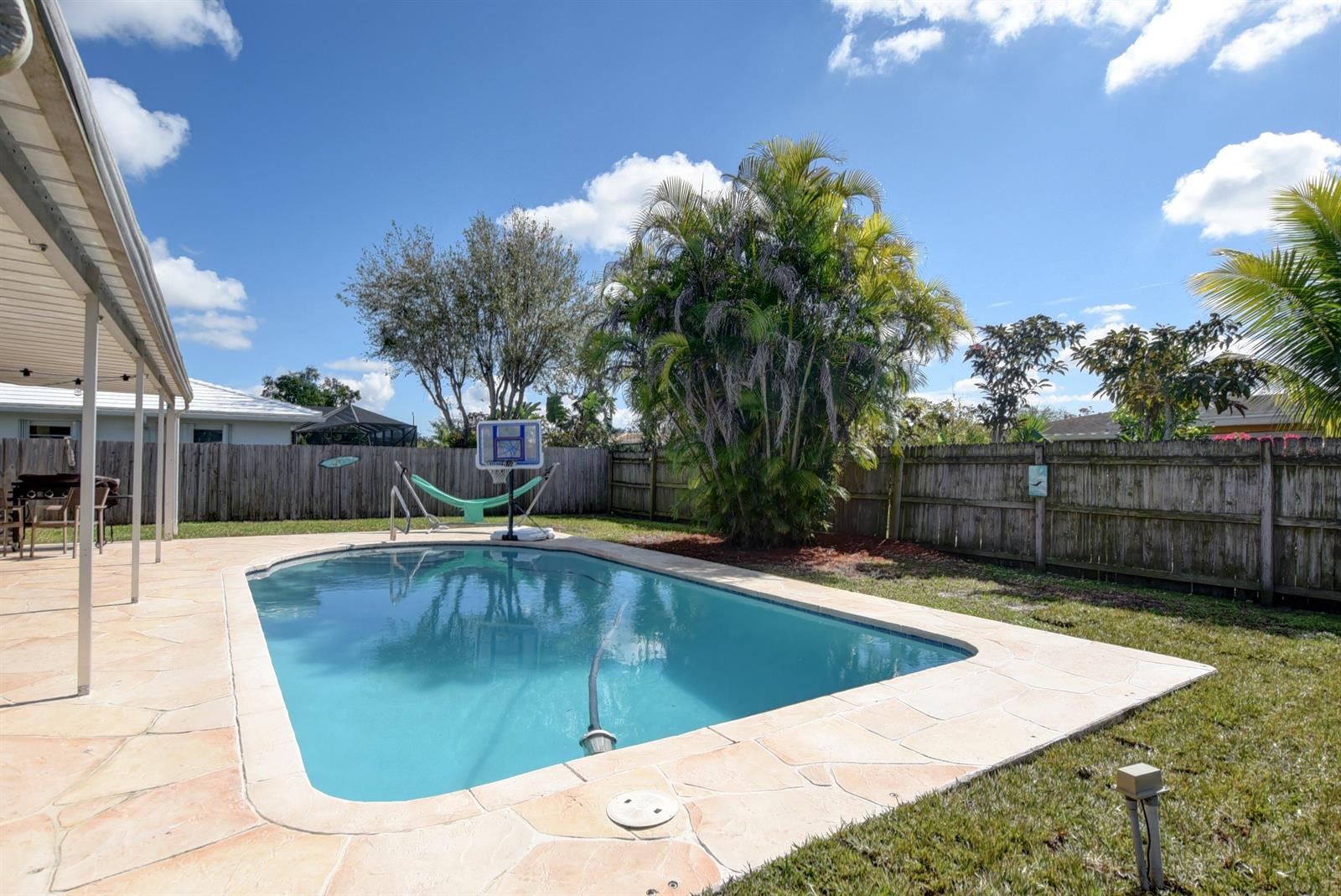 4670 Betelnut Street Boca Raton, FL 33428 - Photo 18 of 36 38_ebf_9763and4more