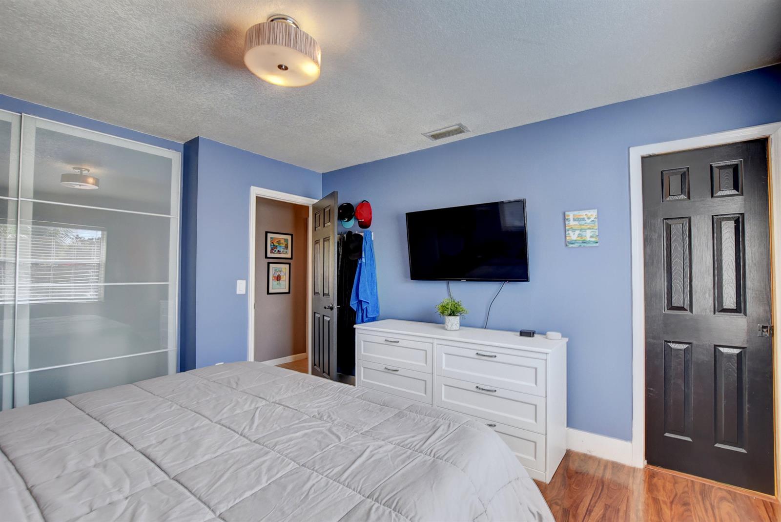 4670 Betelnut Street Boca Raton, FL 33428 - Photo 26 of 36 32_ebf_9723and4more