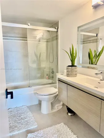 $3,000 | 9800 West Bay Harbor Drive, Unit 605, Bay Harbor Islands, FL 33154