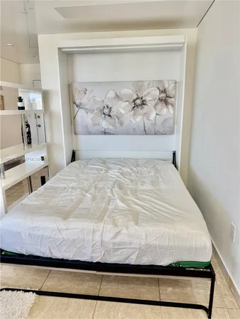 $3,000 | 9800 West Bay Harbor Drive, Unit 605, Bay Harbor Islands, FL 33154
