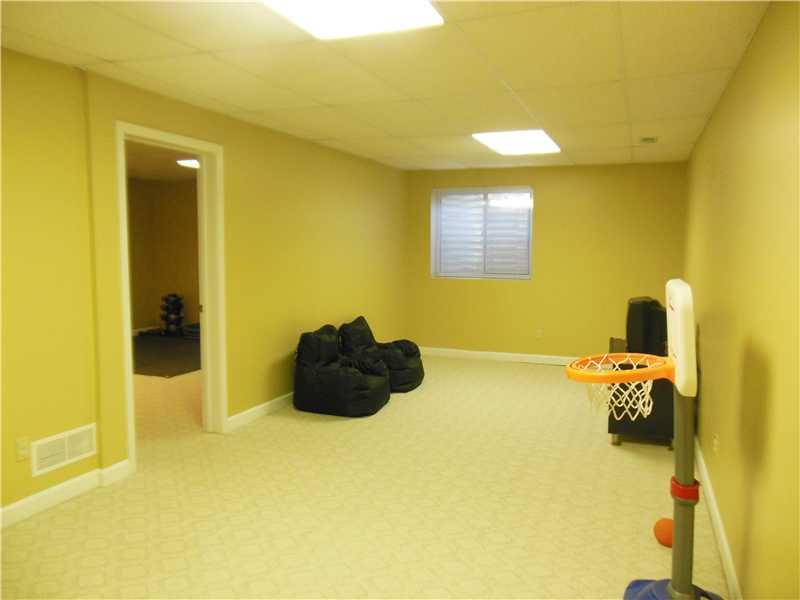 1063 Lapwing Drive Columbus, IN 47203 - Photo 19 of 24