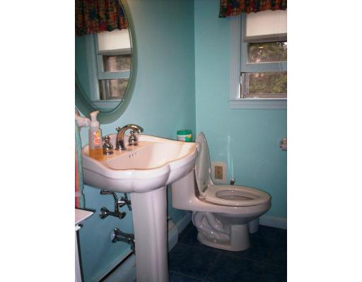 37 Althea Road Randolph, MA 02368 - Photo 8 of 11 Gallery Image 8
