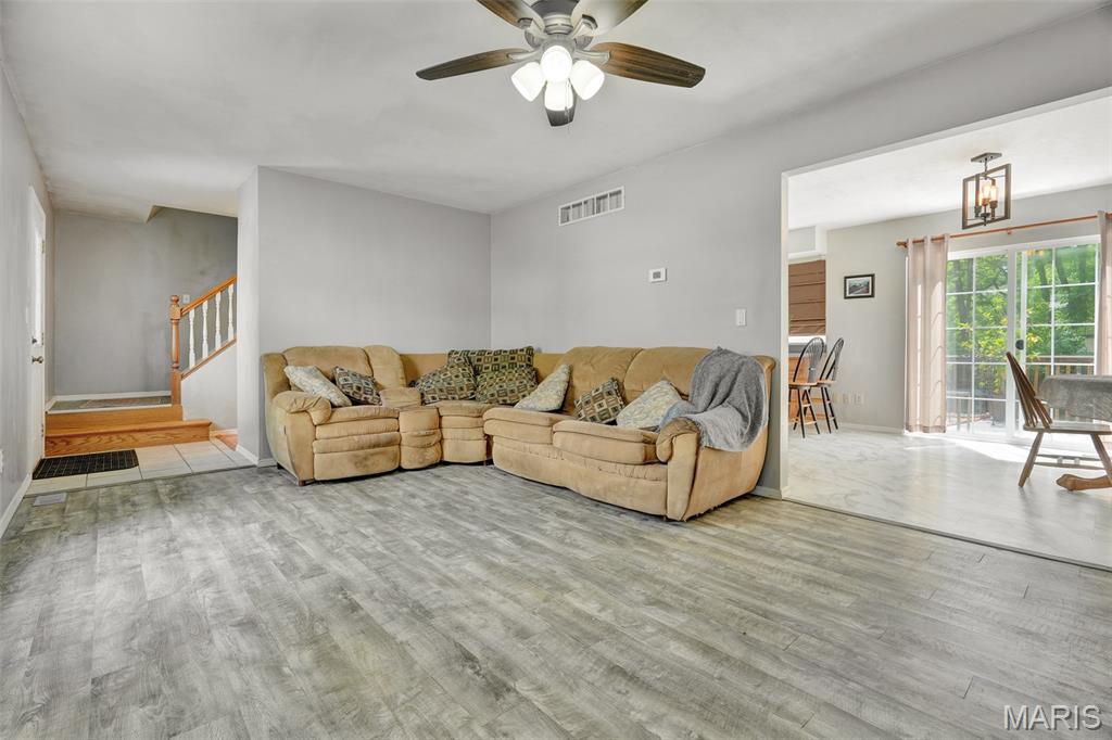 4723 Brecht Lane Godfrey, IL 62035 - Photo 8 of 31