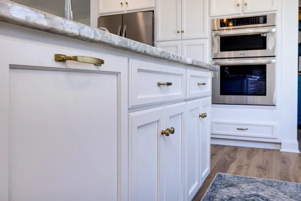 $749,900 | 901 Riverside Avenue, Grottoes, VA 24441