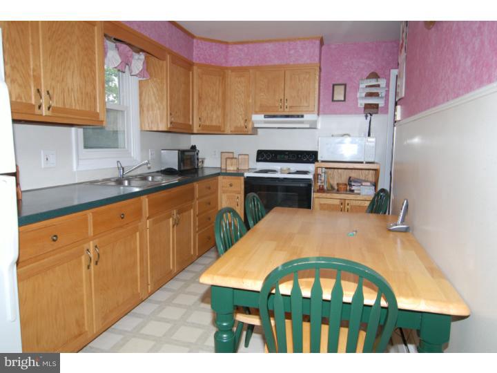 1716 Frush Valley Road Reading, PA 19605 - Photo 9 of 24