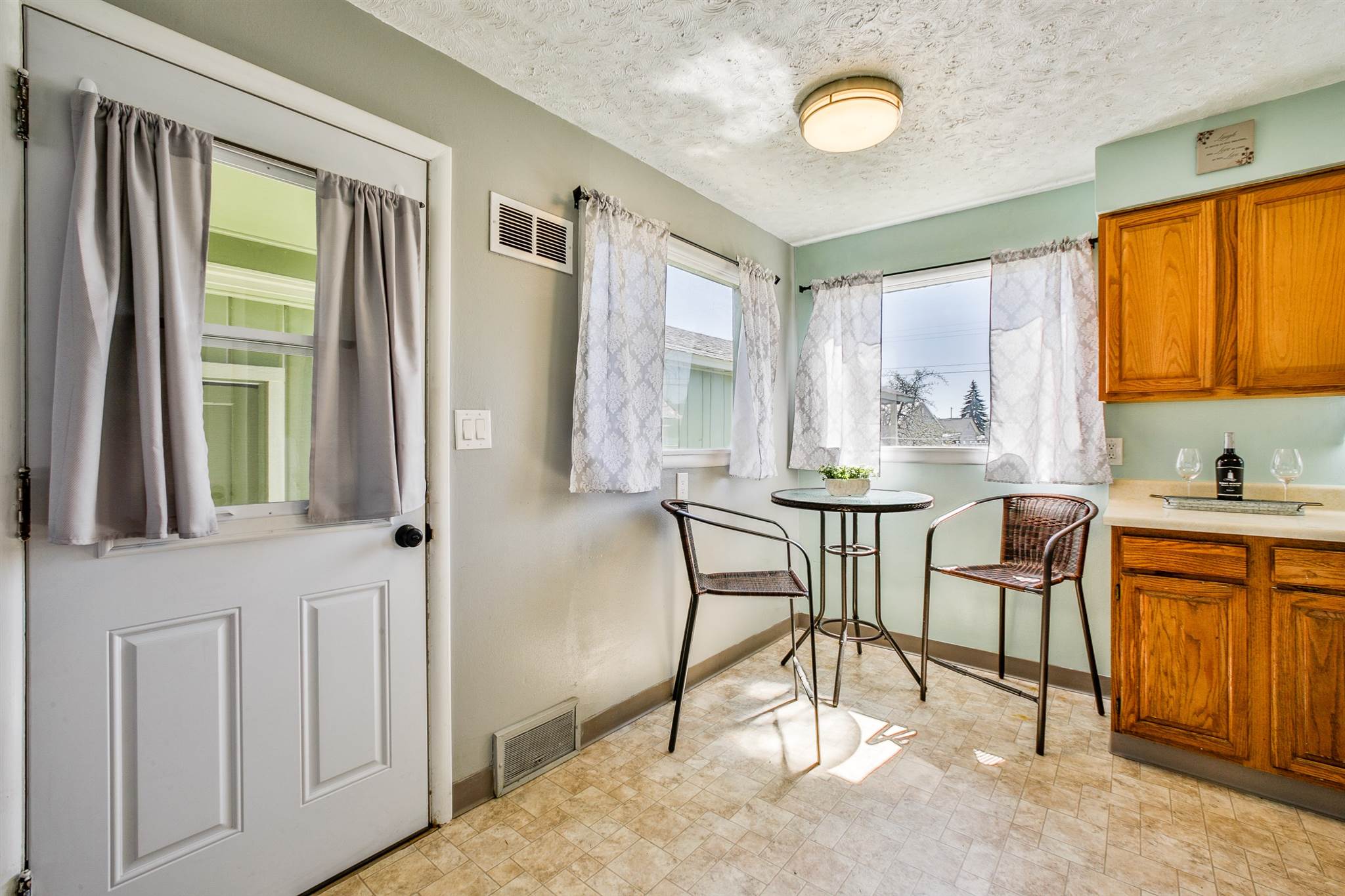 1642 East Bismark Avenue Spokane, WA 99208 - Photo 7 of 18 Gallery Image 7