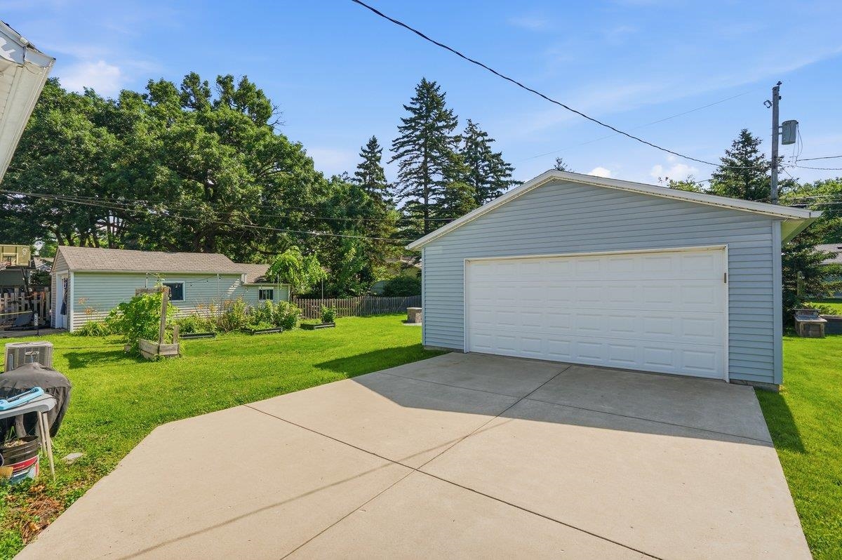 4714 Rothman Place Monona, WI 53716 - Photo 33 of 43