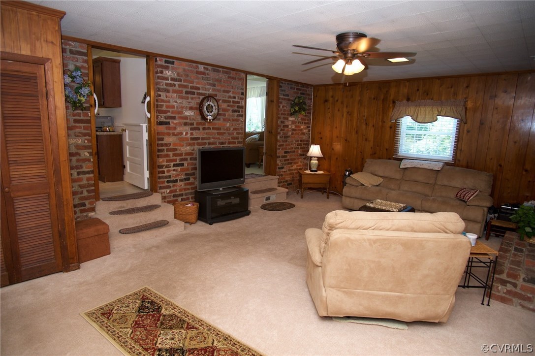 10338 Merrigan Road Richmond, VA 23235 - Photo 4 of 27 Gallery Image 4
