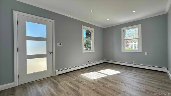$3,900 | 8 Bayard Avenue, Bayville, NY 11709