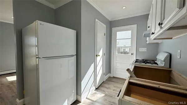 $3,900 | 8 Bayard Avenue, Bayville, NY 11709