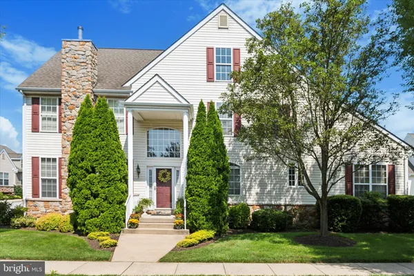 front view of house with a yard