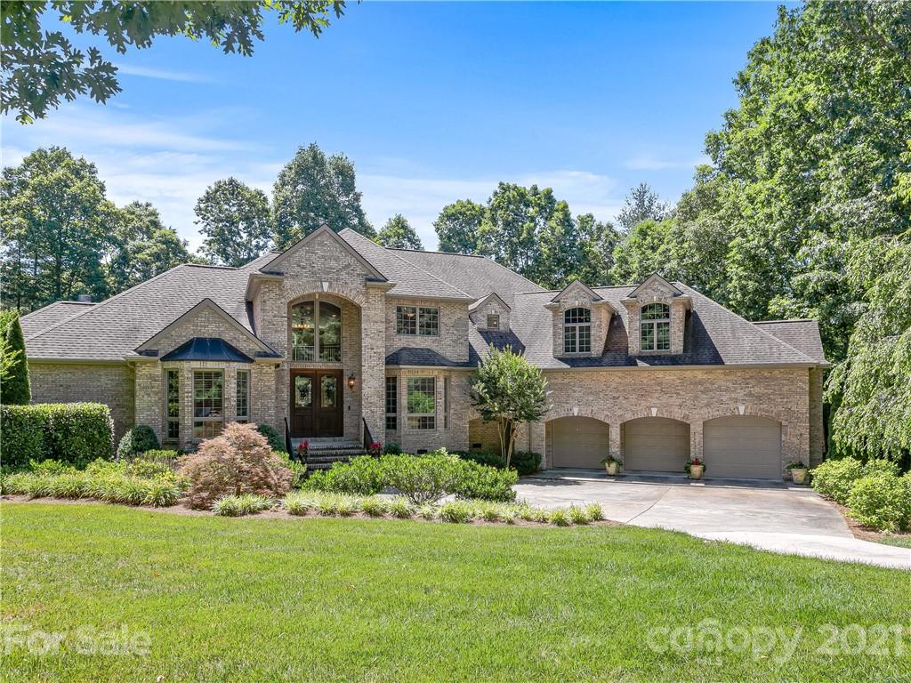 26 Portobello Road Arden, NC 28704 - Photo 1 of 41 Gallery Image 1