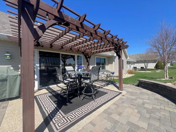 $417,000 | 2509 7th Avenue Southeast, Willmar, MN 56201