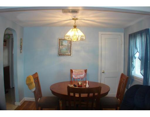 22 Scannell Road Randolph, MA 02368 - Photo 4 of 12 Gallery Image 4
