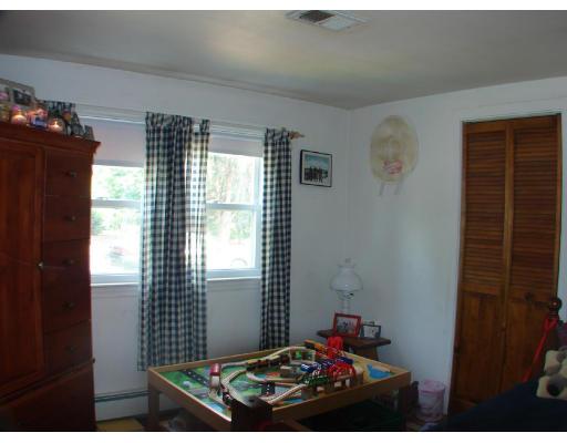 22 Scannell Road Randolph, MA 02368 - Photo 7 of 12 Gallery Image 7