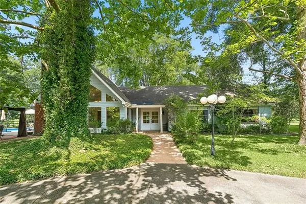 $750,000 | 14001 Graci Road, Folsom, LA 70437