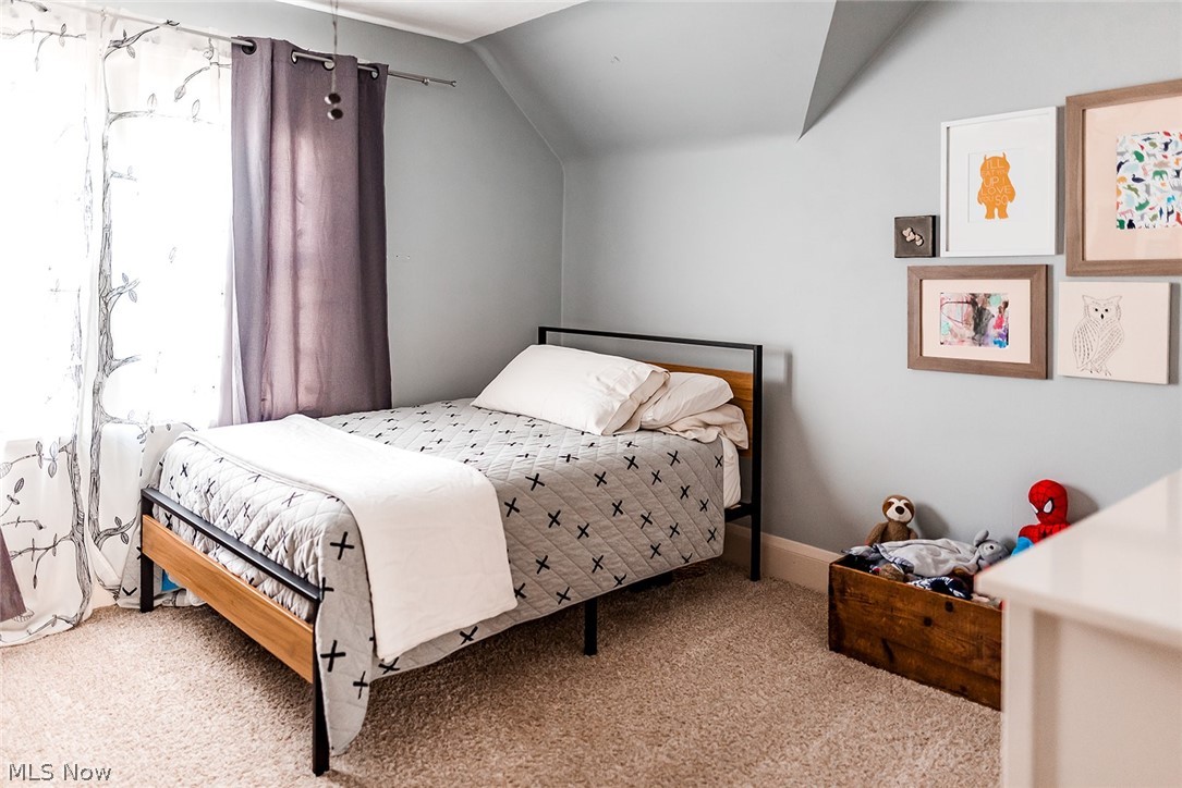 16619 West Park Road Cleveland, OH 44111 - Photo 17 of 35 Gallery Image 17