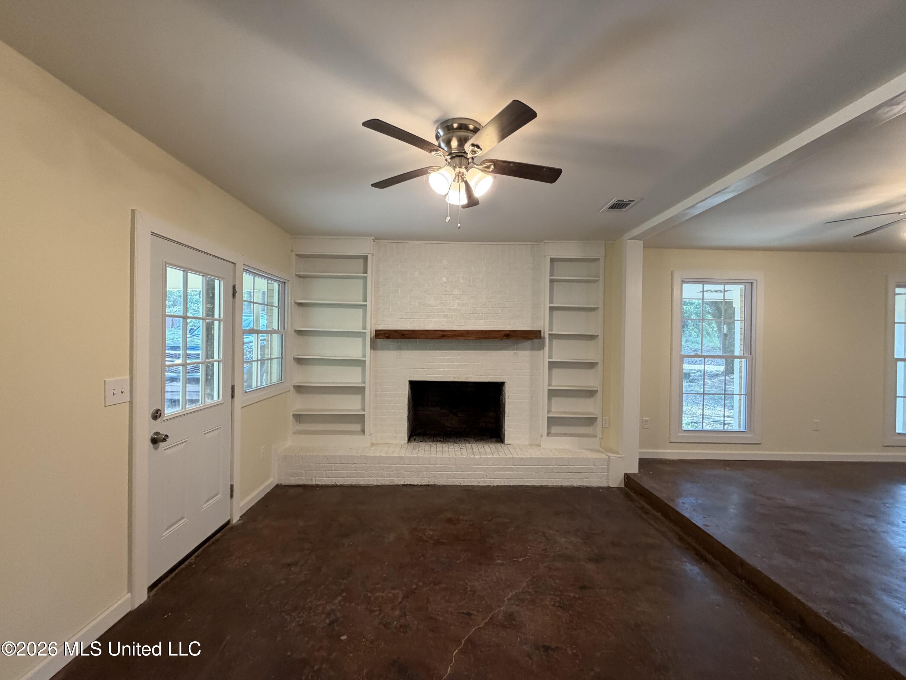 2159 Sunny Lane Road Benton, MS 39039 - Photo 3 of 21 IMG_0224