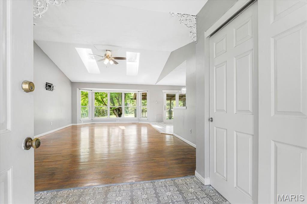 667 Workman Road Eureka, MO 63025 - Photo 3 of 35